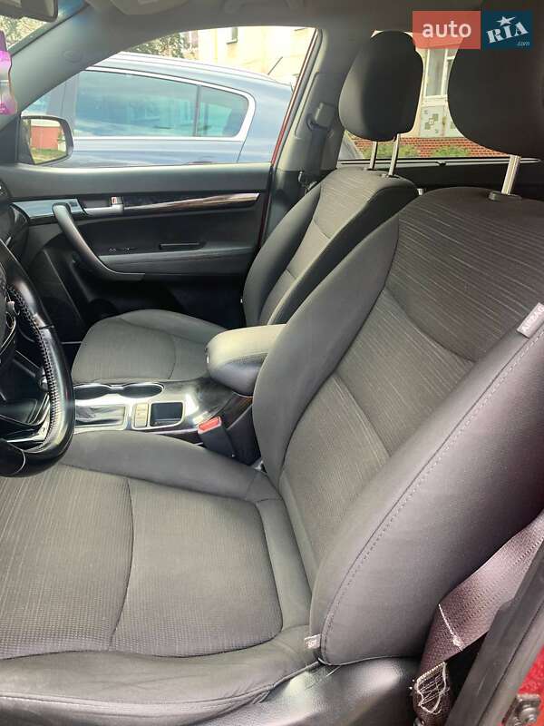 Внедорожник / Кроссовер Kia Sorento 2013 в Каменец-Подольском фото 7 Внедорожник / Кроссовер Kia Sorento 2013 в Каменец-Подольском