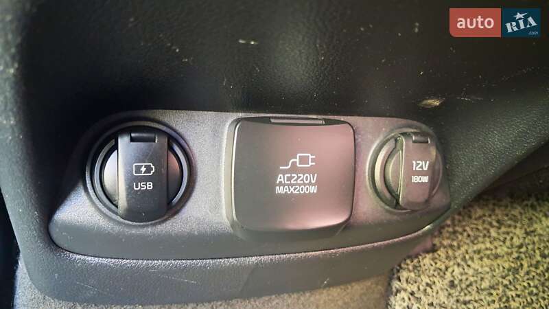 Внедорожник / Кроссовер Kia Sorento 2015 в Киеве фото 37 Внедорожник / Кроссовер Kia Sorento 2015 в Киеве