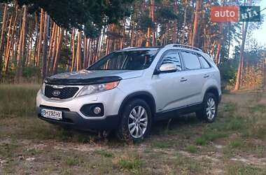 Внедорожник / Кроссовер Kia Sorento 2010 в Тараще