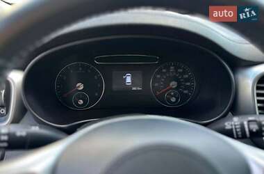 Внедорожник / Кроссовер Kia Sorento 2019 в 