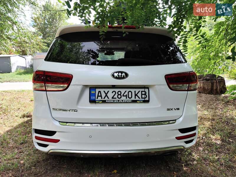 Позашляховик / Кросовер Kia Sorento 2017 в Харкові