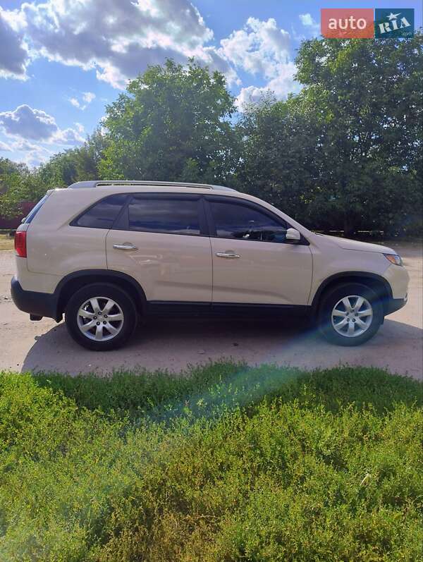 Внедорожник / Кроссовер Kia Sorento 2010 в Ахтырке