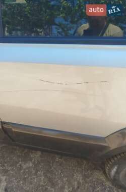 Внедорожник / Кроссовер Kia Sorento 2004 в 