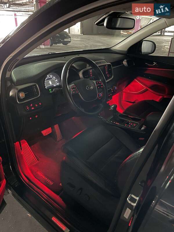 Внедорожник / Кроссовер Kia Sorento 2017 в Киеве фото 20 Внедорожник / Кроссовер Kia Sorento 2017 в Киеве