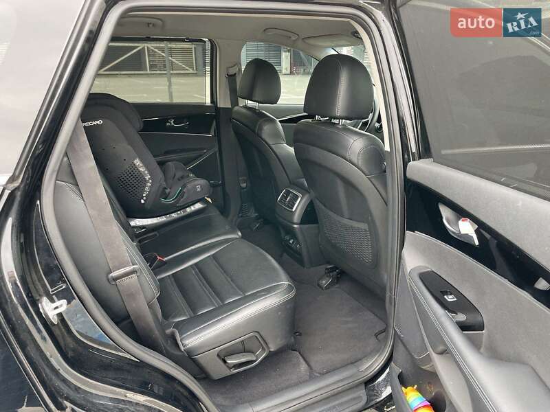 Внедорожник / Кроссовер Kia Sorento 2017 в Киеве фото 27 Внедорожник / Кроссовер Kia Sorento 2017 в Киеве