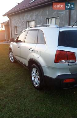 Внедорожник / Кроссовер Kia Sorento 2010 в 