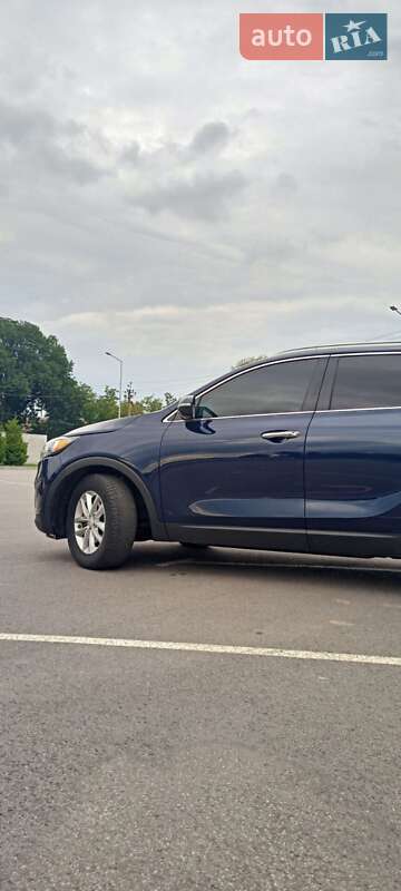 Внедорожник / Кроссовер Kia Sorento 2016 в Хмельнике