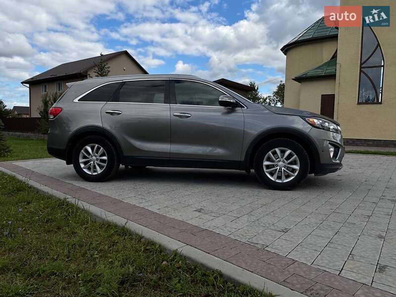 Внедорожник / Кроссовер Kia Sorento 2015 в Львове