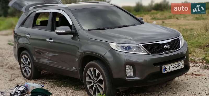 Внедорожник / Кроссовер Kia Sorento 2013 в 