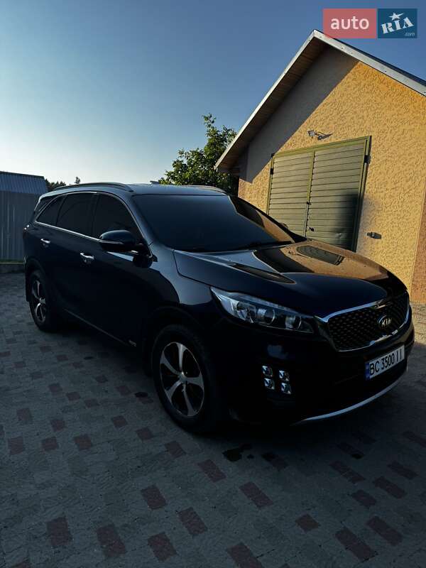 Внедорожник / Кроссовер Kia Sorento 2015 в Николаеве