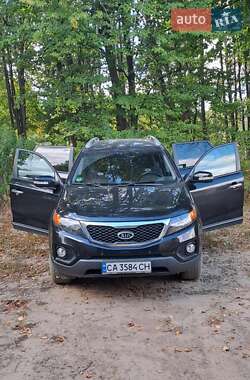 Внедорожник / Кроссовер Kia Sorento 2011 в Лысянке