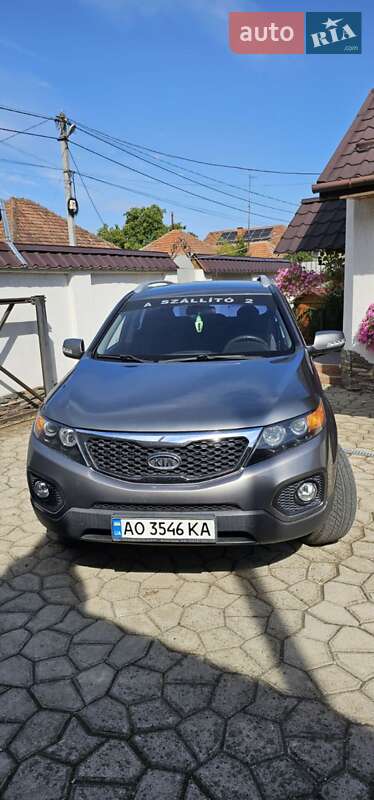 Позашляховик / Кросовер Kia Sorento 2012 в Береговому