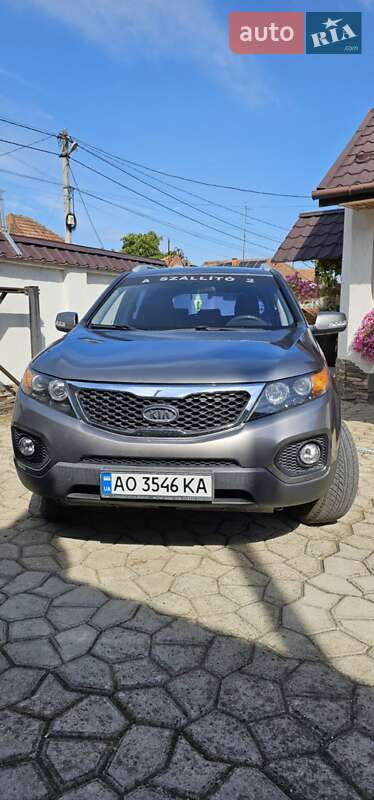 Позашляховик / Кросовер Kia Sorento 2012 в Береговому