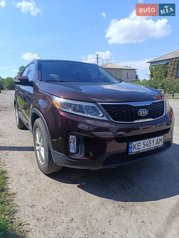 Внедорожник / Кроссовер Kia Sorento 2013 в Царичанке