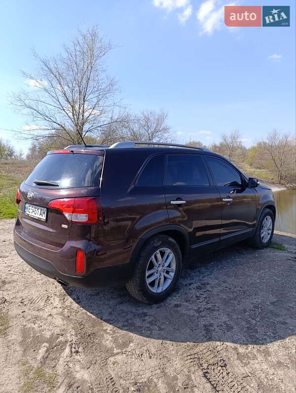 Внедорожник / Кроссовер Kia Sorento 2013 в Царичанке