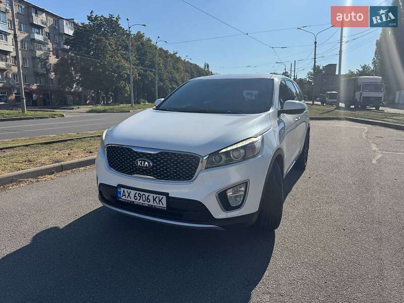 Внедорожник / Кроссовер Kia Sorento 2015 в Харькове