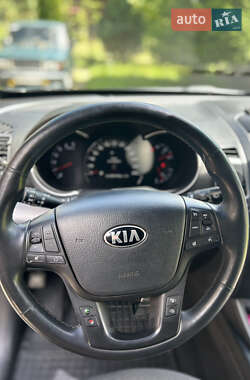 Внедорожник / Кроссовер Kia Sorento 2013 в 