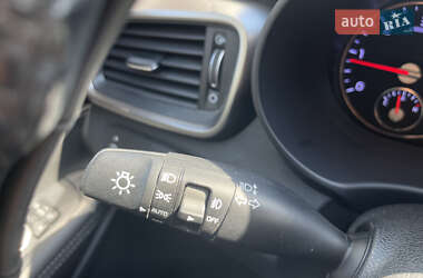 Внедорожник / Кроссовер Kia Sorento 2016 в 