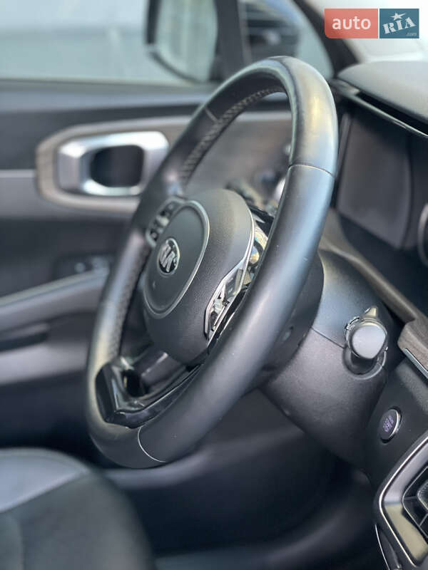 Внедорожник / Кроссовер Kia Sorento 2021 в Киеве