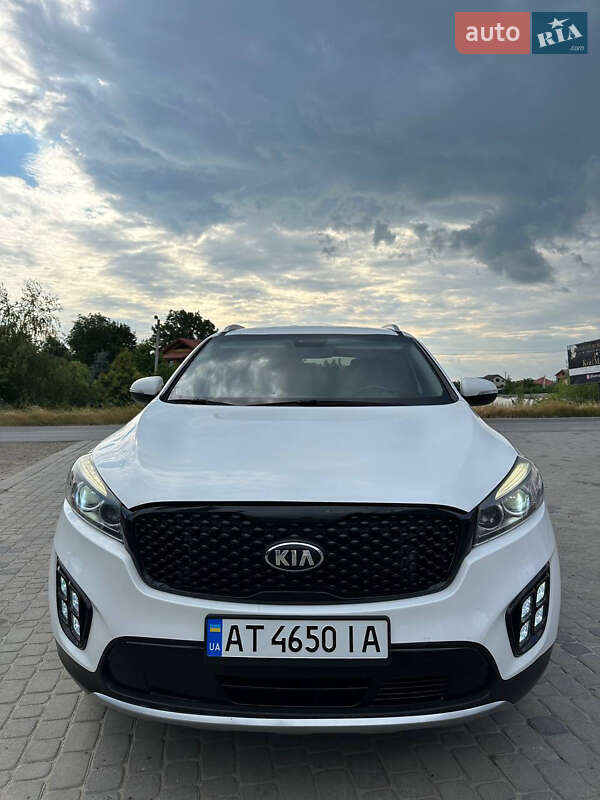 Внедорожник / Кроссовер Kia Sorento 2015 в Ивано-Франковске