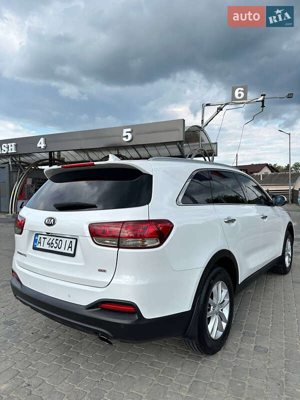Внедорожник / Кроссовер Kia Sorento 2015 в Ивано-Франковске