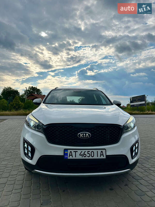 Внедорожник / Кроссовер Kia Sorento 2015 в Ивано-Франковске