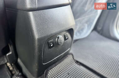Внедорожник / Кроссовер Kia Sorento 2011 в 