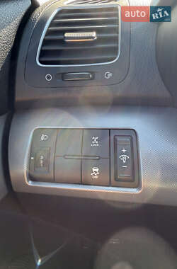 Внедорожник / Кроссовер Kia Sorento 2013 в 
