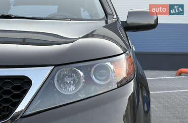 Внедорожник / Кроссовер Kia Sorento 2012 в 