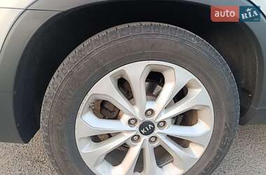 Внедорожник / Кроссовер Kia Sorento 2013 в 