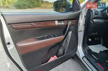 Внедорожник / Кроссовер Kia Sorento 2013 в 