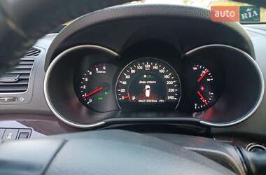 Внедорожник / Кроссовер Kia Sorento 2013 в 