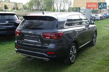 Внедорожник / Кроссовер Kia Sorento 2017 в 
