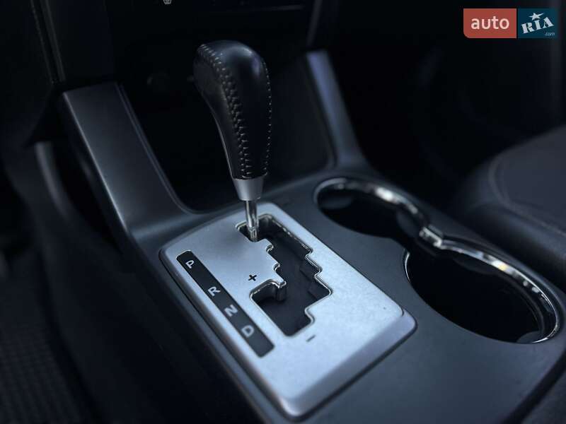 Позашляховик / Кросовер Kia Sorento 2011 в Києві
