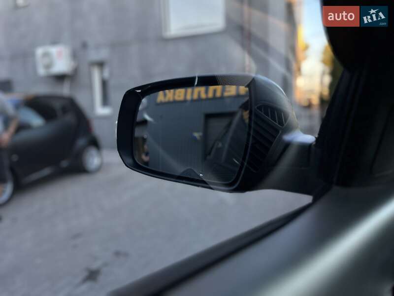 Позашляховик / Кросовер Kia Sorento 2011 в Києві