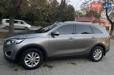 Внедорожник / Кроссовер Kia Sorento 2016 в Ужгороде