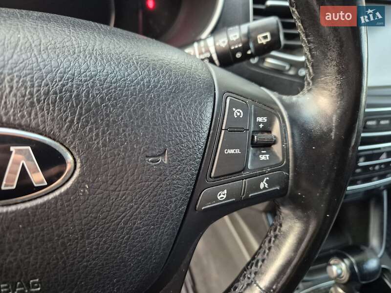 Позашляховик / Кросовер Kia Sorento 2014 в Стрию