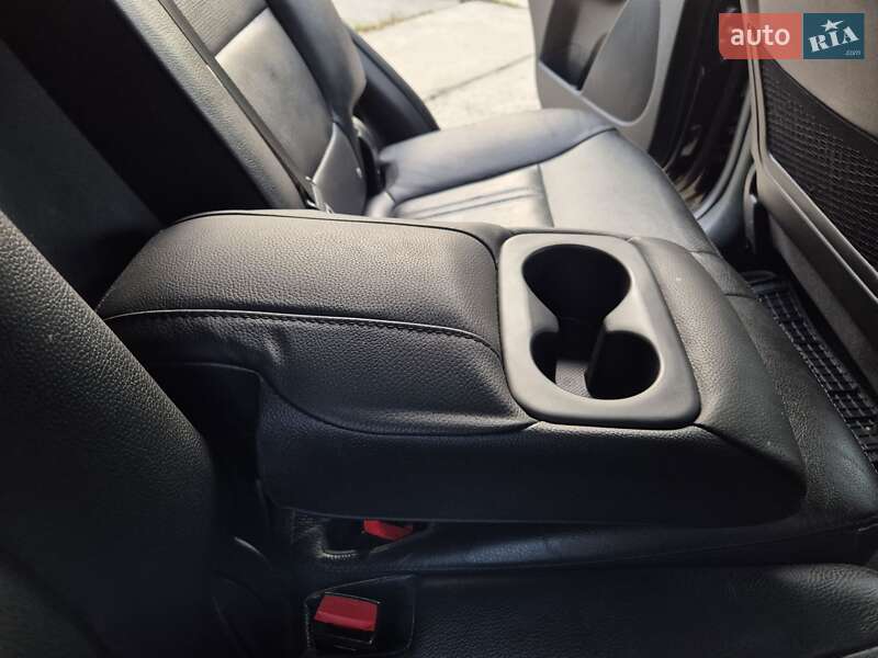 Позашляховик / Кросовер Kia Sorento 2014 в Стрию