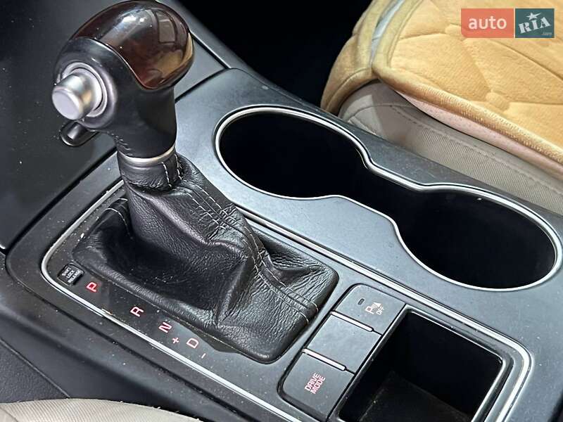 Внедорожник / Кроссовер Kia Sorento 2016 в Одессе фото 10 Внедорожник / Кроссовер Kia Sorento 2016 в Одессе