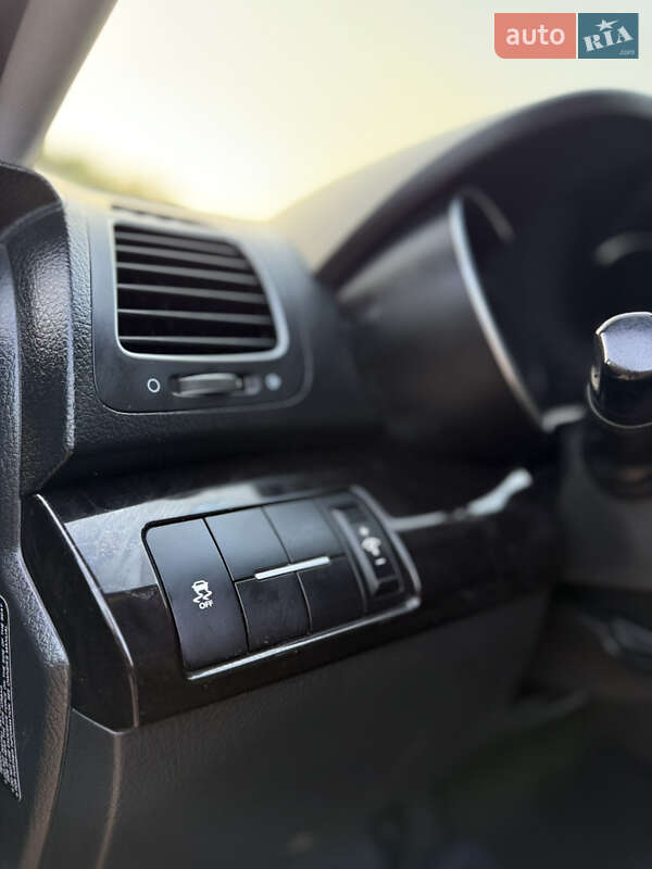 Позашляховик / Кросовер Kia Sorento 2014 в Києві