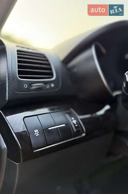 Внедорожник / Кроссовер Kia Sorento 2014 в 