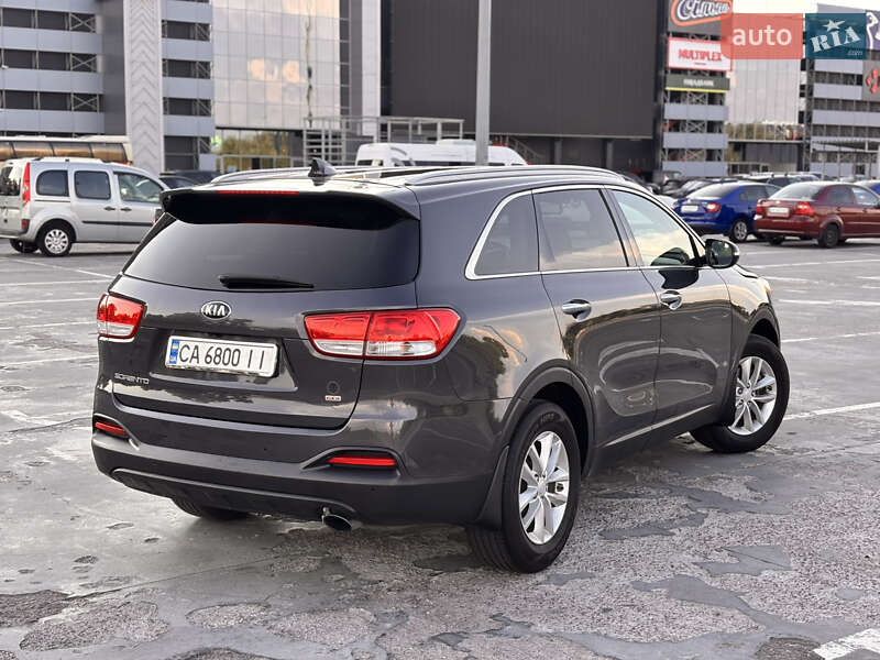 Позашляховик / Кросовер Kia Sorento 2016 в Києві