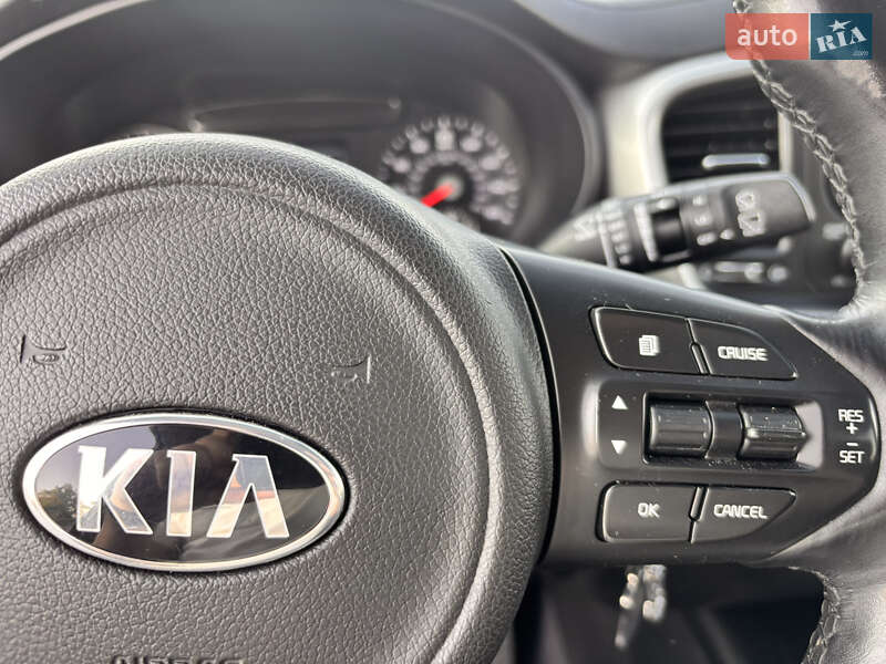 Позашляховик / Кросовер Kia Sorento 2016 в Києві