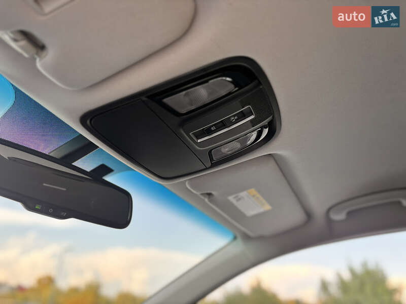 Позашляховик / Кросовер Kia Sorento 2016 в Києві