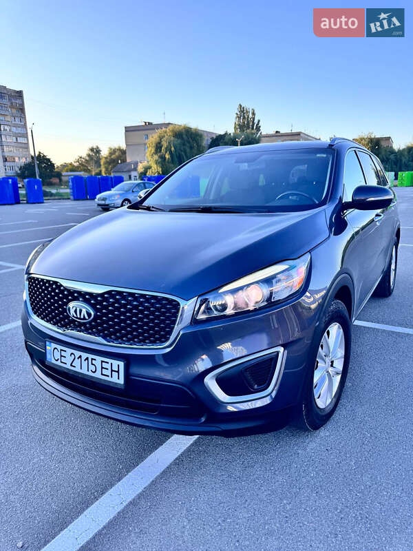 Внедорожник / Кроссовер Kia Sorento 2016 в 