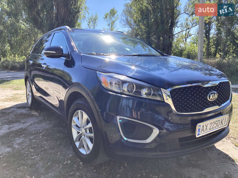Внедорожник / Кроссовер Kia Sorento 2016 в Харькове