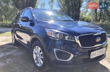 Внедорожник / Кроссовер Kia Sorento 2016 в 