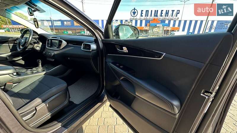 Внедорожник / Кроссовер Kia Sorento 2016 в Шепетовке фото 19 Внедорожник / Кроссовер Kia Sorento 2016 в Шепетовке