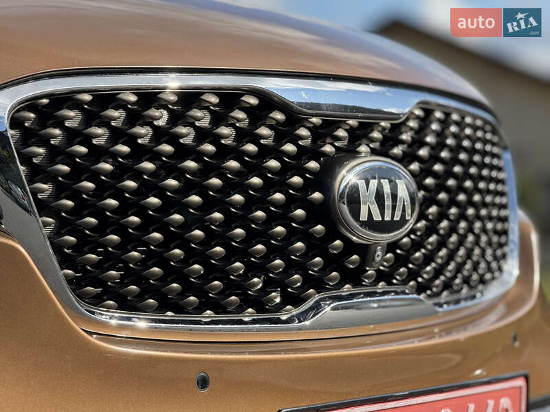 Внедорожник / Кроссовер Kia Sorento 2017 в Межгорье