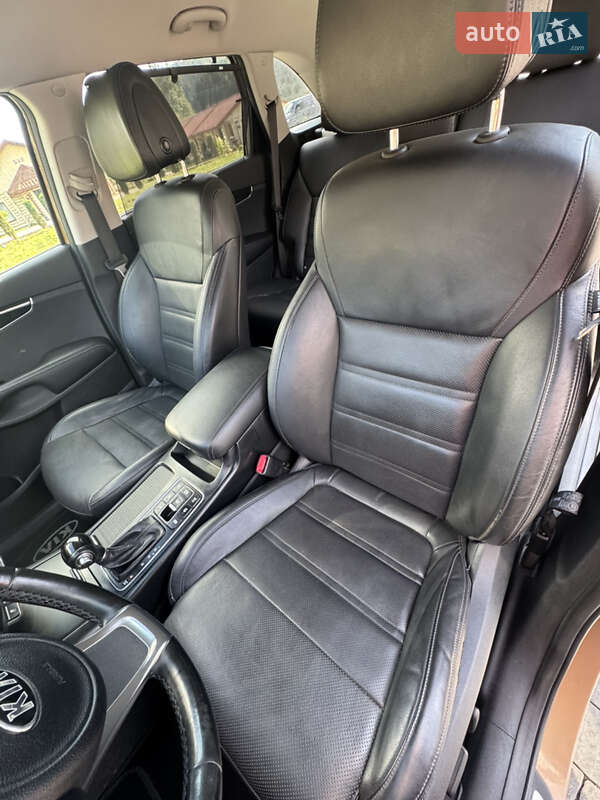 Внедорожник / Кроссовер Kia Sorento 2017 в Межгорье